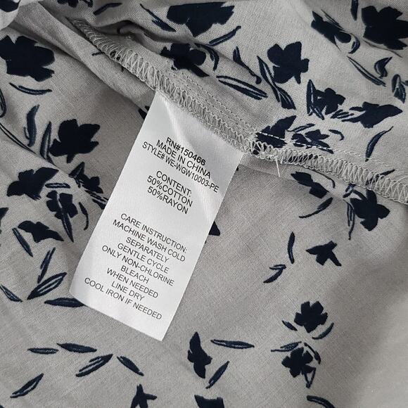 Market & Spruce Stitch Fix blouse pleated detail floral Gray Size XL Whimsigoth - Picture 6 of 7